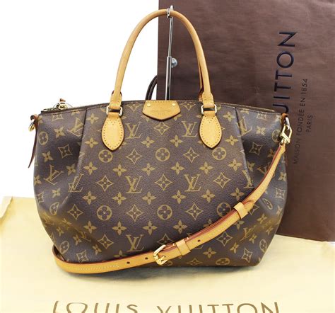 woman buying louis vuitton bags